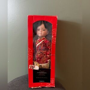 LUCI(NEW)-2003 LIMITED EDITION PORCELAIN DOLL